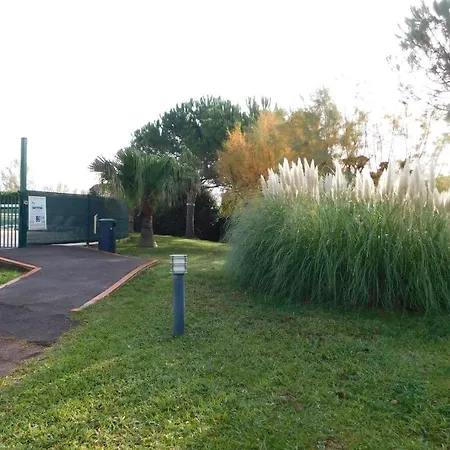 Air-conditioned 4-room 