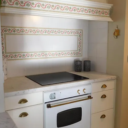 Apartament Air-conditioned 4-room 
