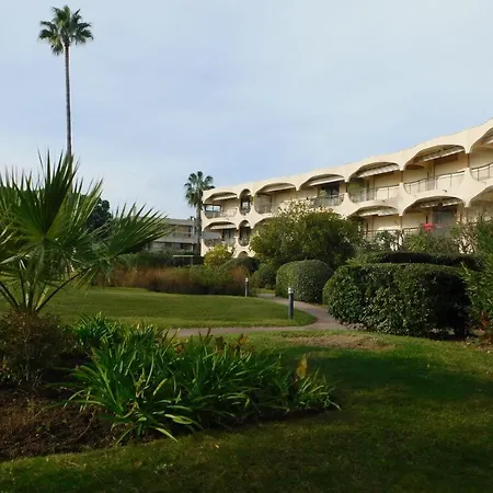 Air-conditioned 4-room 